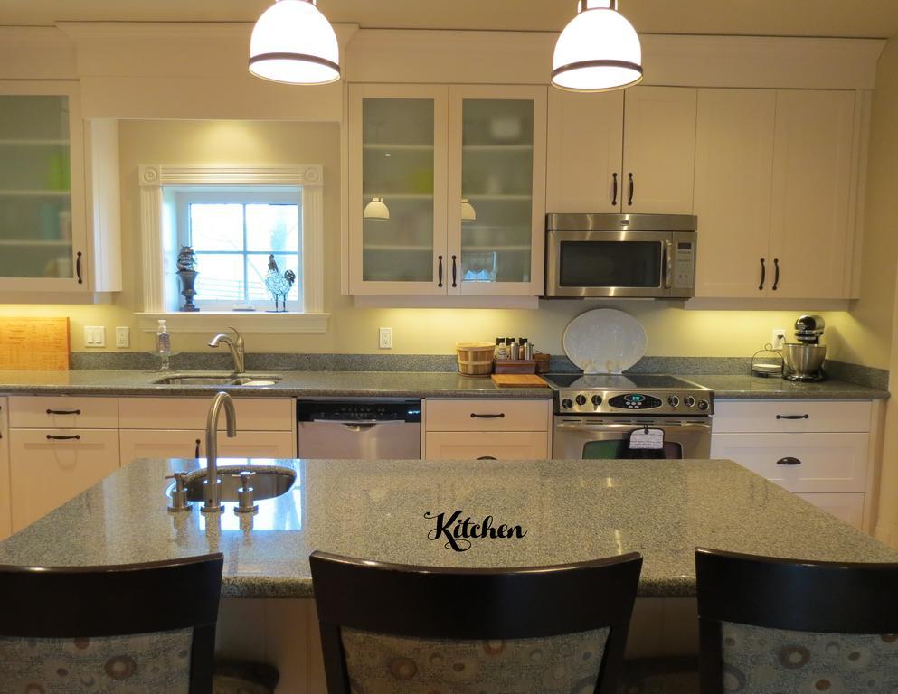 Heathcote Haven Bed & Breakfast Clarksburg Екстериор снимка